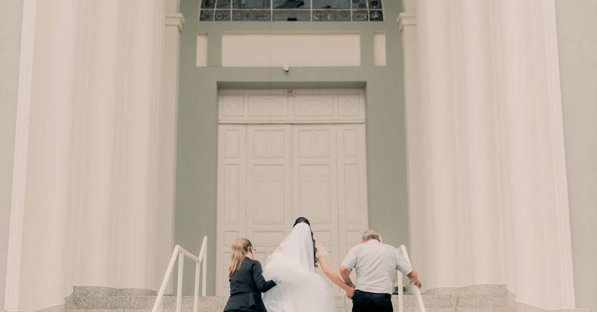 Managing Expectations: What Your Photographer Needs from You